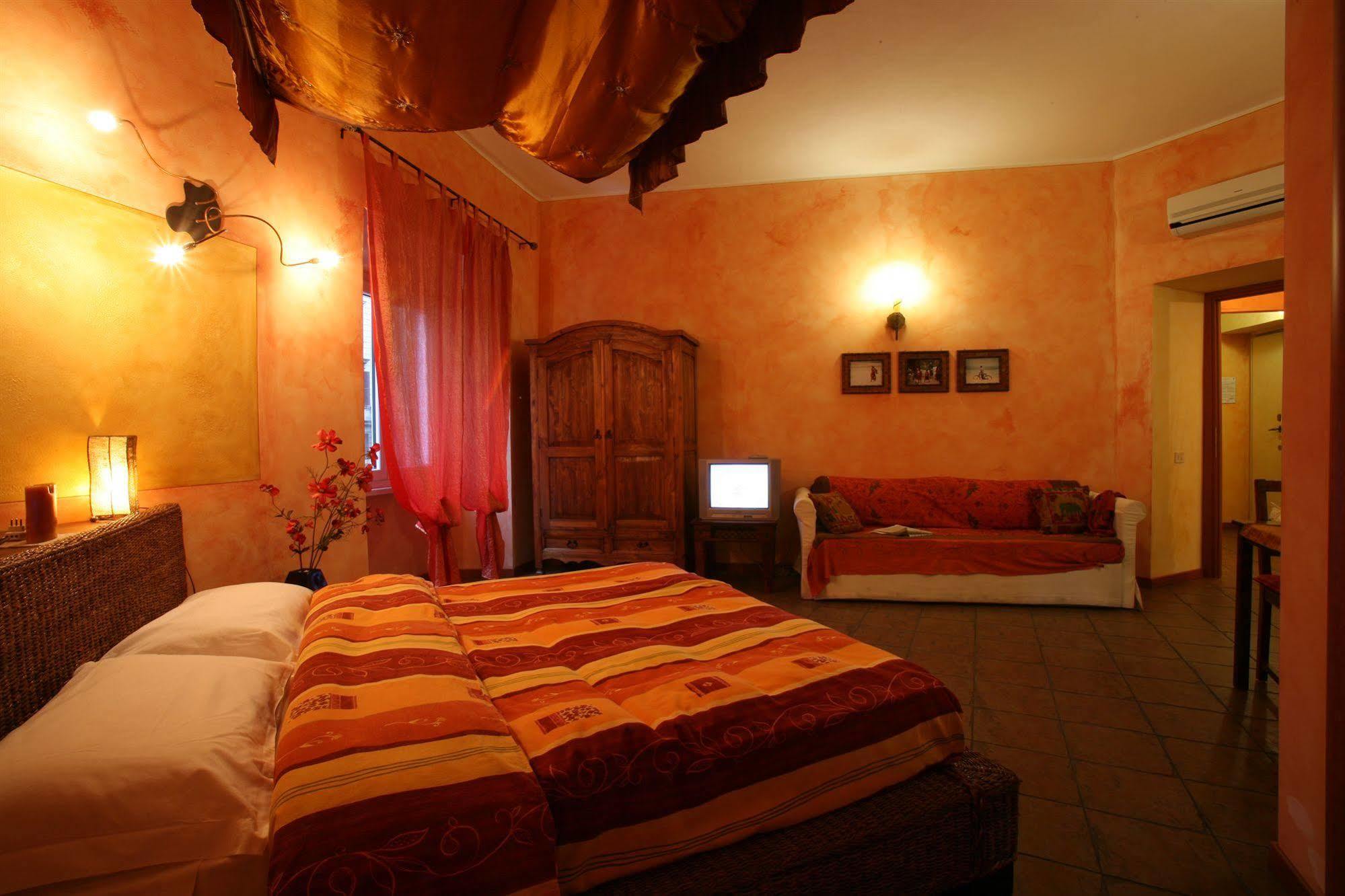Momi Bed & Breakfast 2*