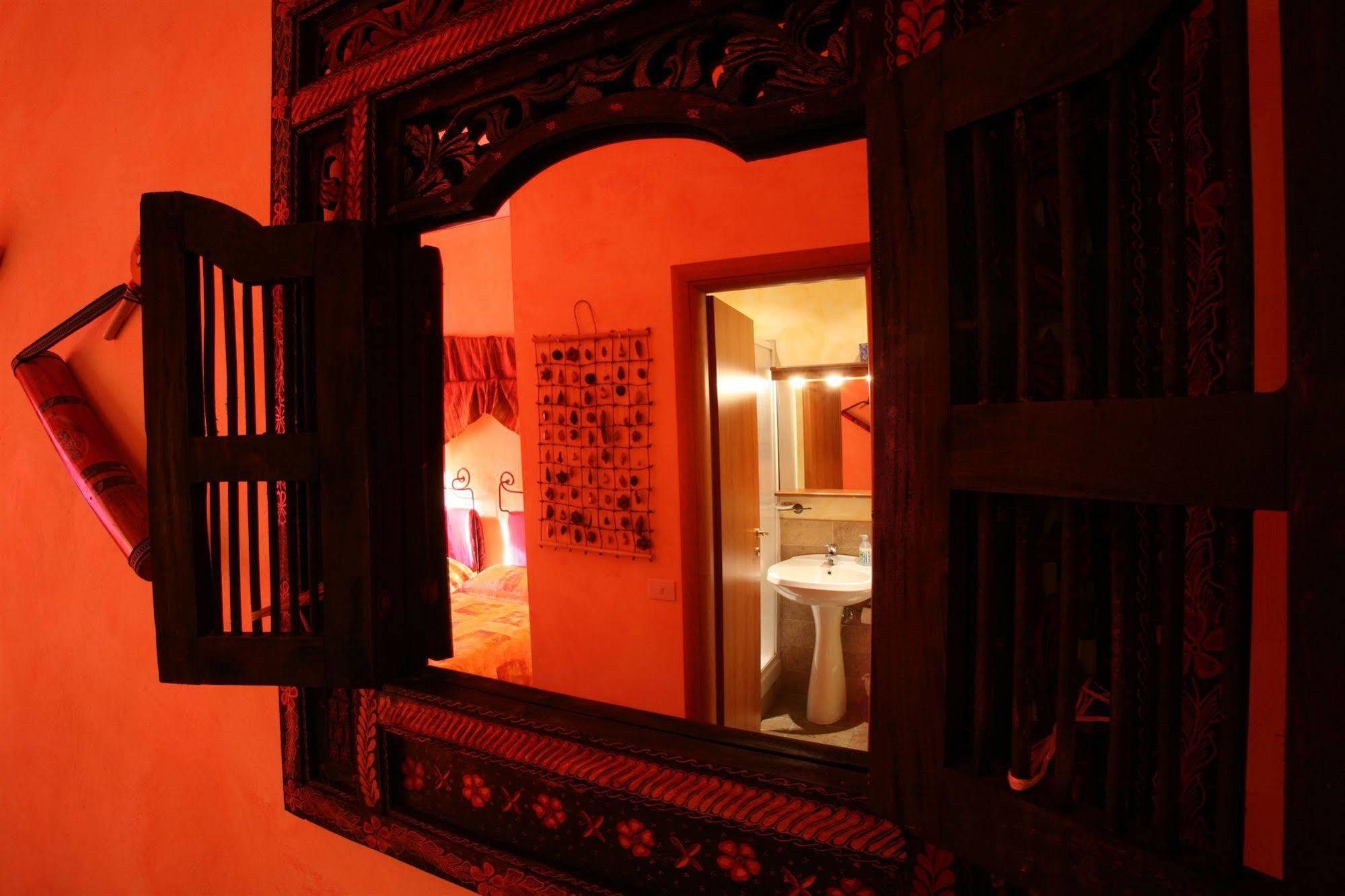 Bed & Breakfast Momi 2*