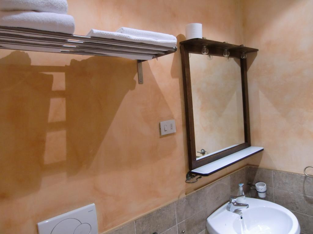 Momi Bed & Breakfast Roma