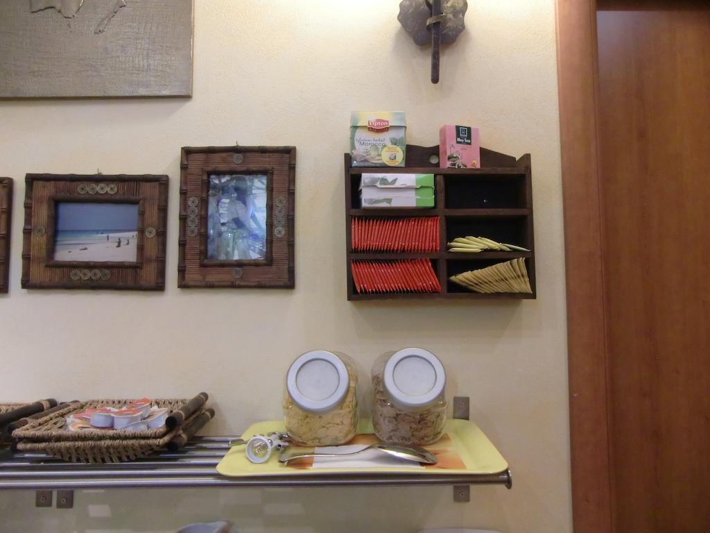Momi Bed & Breakfast