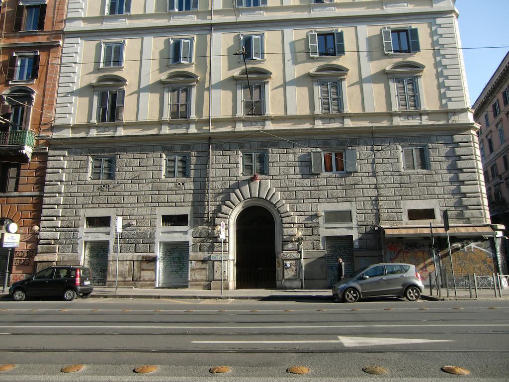 Momi 2* Roma